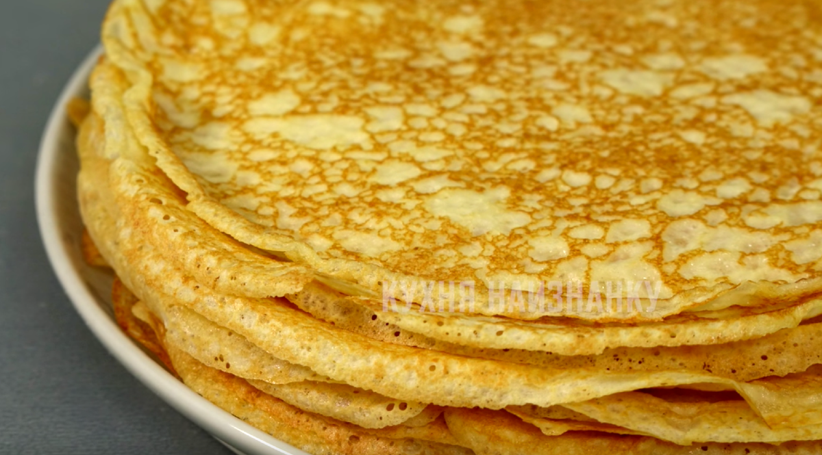 Кухня наизнанку блины на кефире. Нежные блины на кефире. Блины на кефире. Кухня наизнанку блины на кефире. Блины тонкие заварные.