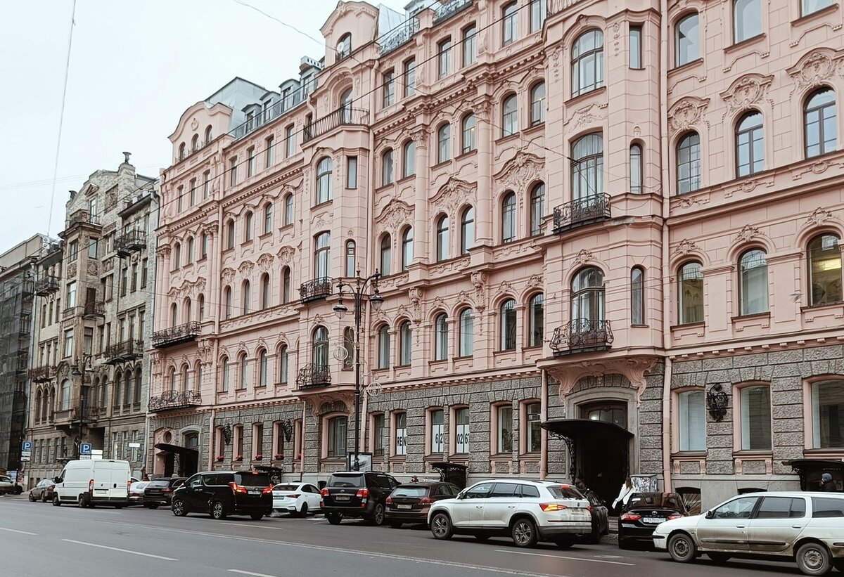 Кирочная,24. Дом Бака