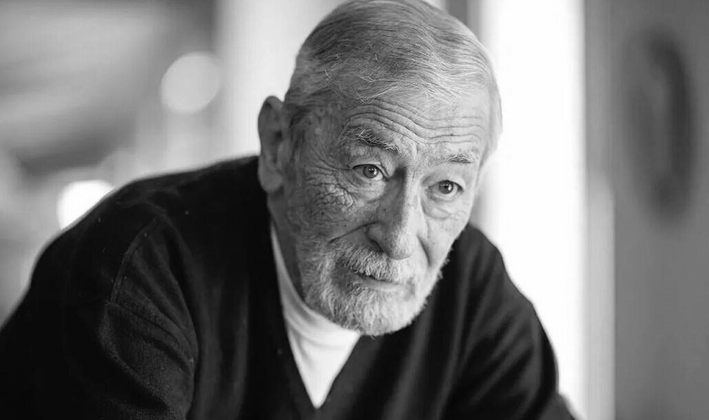 Вахтанг Кикабидзе