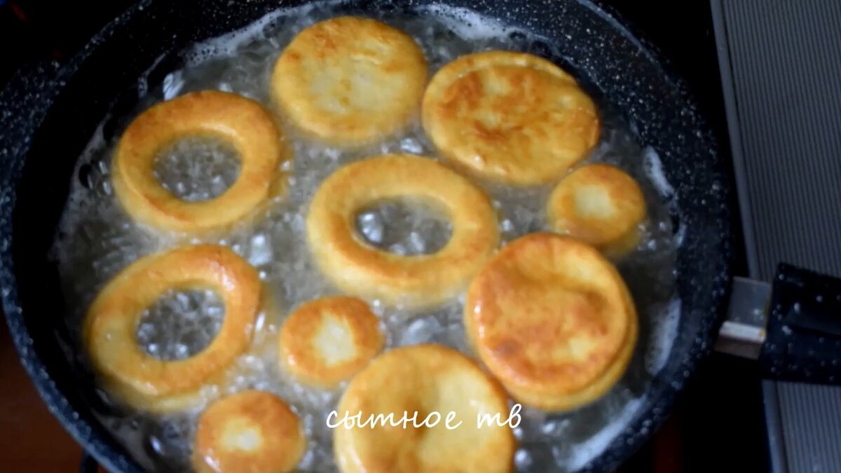 Дрожжевые пончики на кефире - 16 пошаговых фото в рецепте