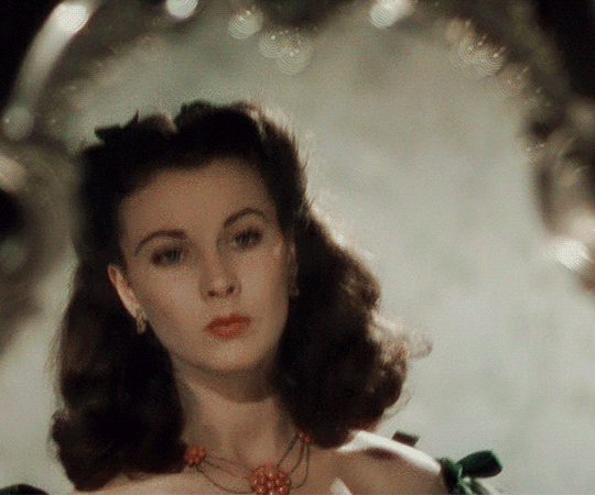 Играла саму себя 