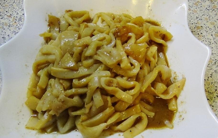 Через 2 часа кальмары по-корейски готовы