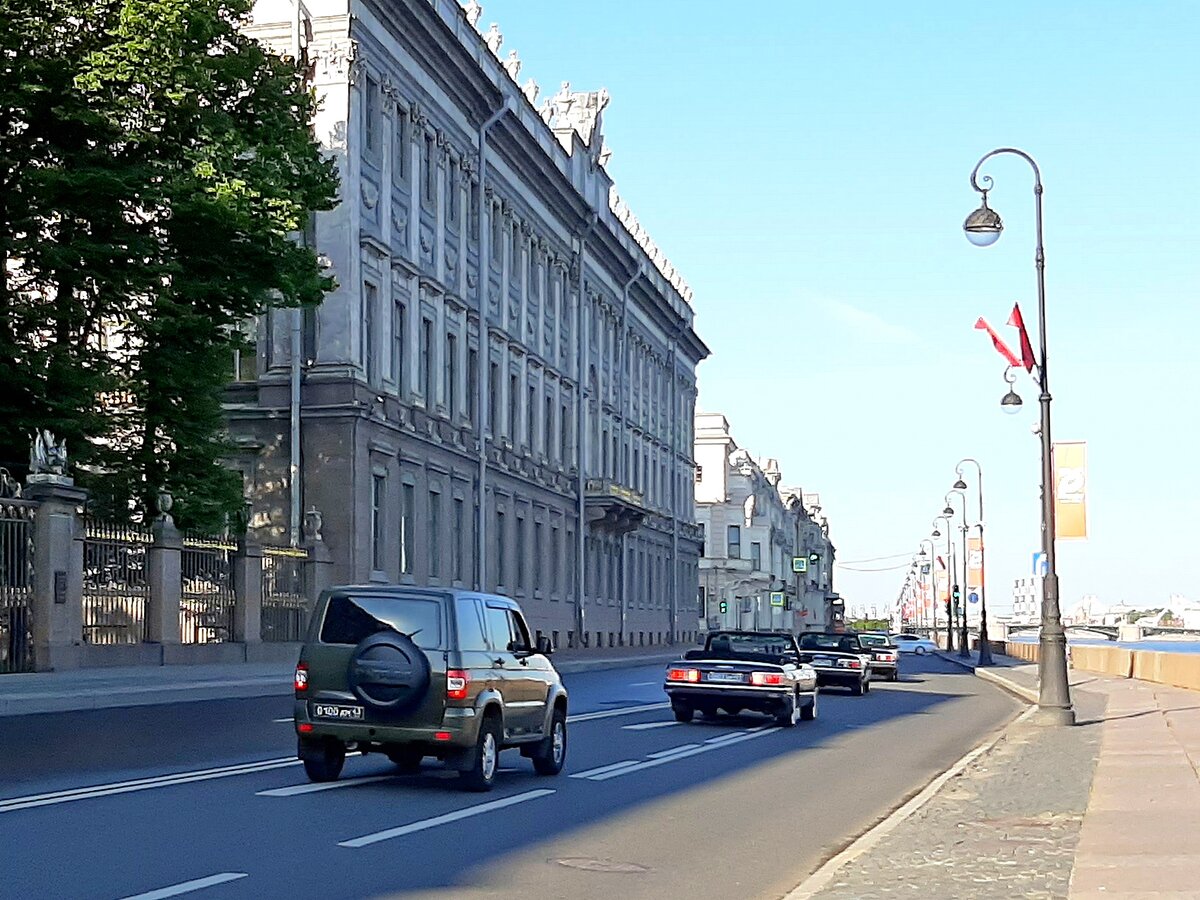 Парадные лимузины кабриолеты ЗИЛ перед парадом Победы 2020, Санкт-Петербург. Все фото автора блога