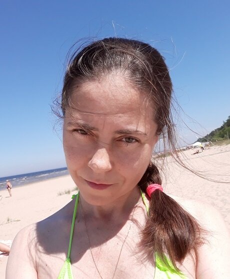 Юрмала, 24 июня 2020. Ещё светленькая, но уже чувствующая, что скоро буду красненькой... 