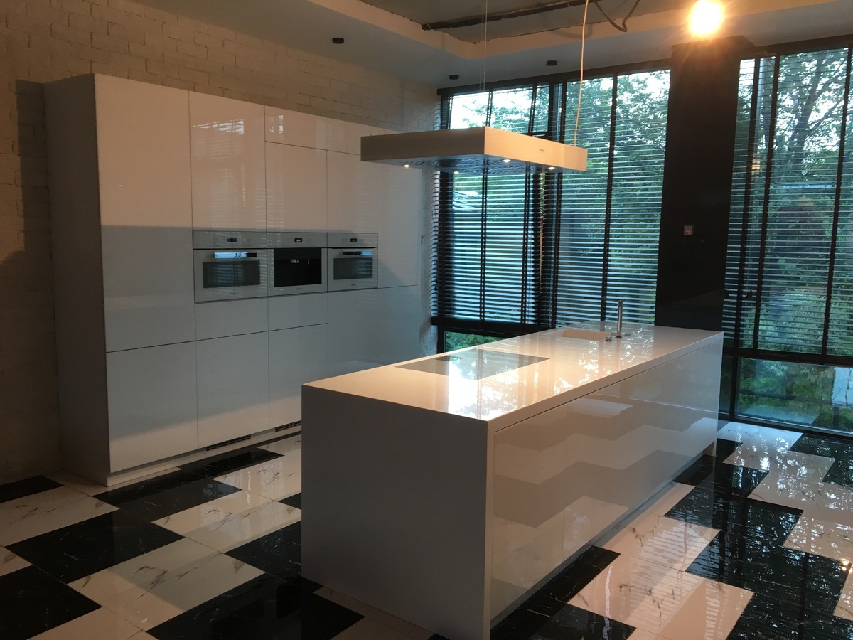 Кухня Грация от КухниСити и столешница Optima Stone