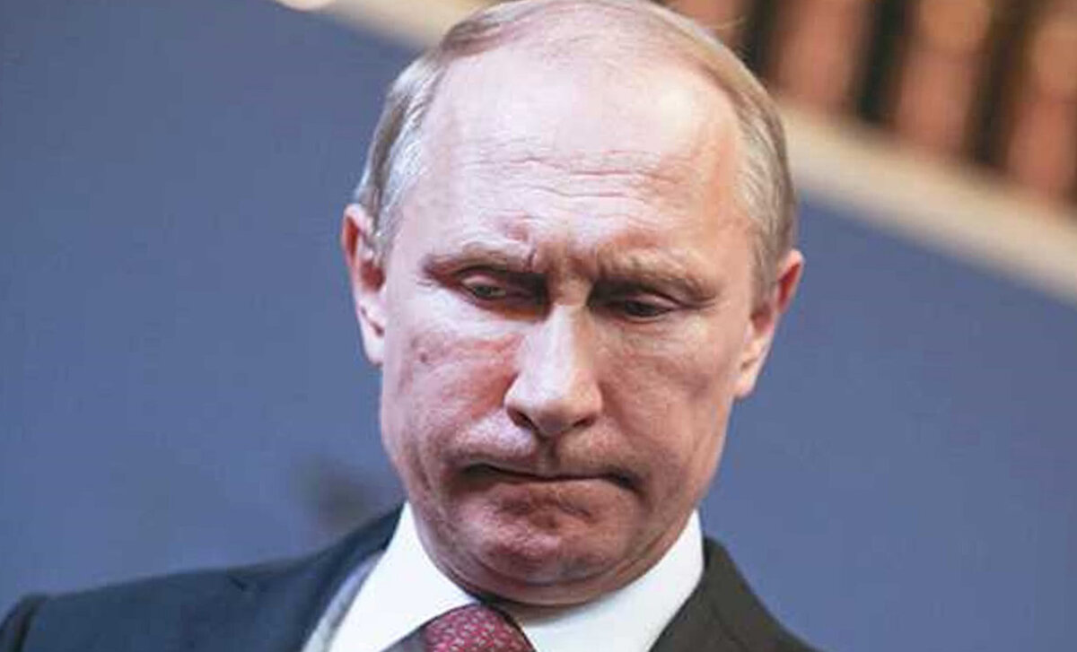 Наверное, этот стих читает. 