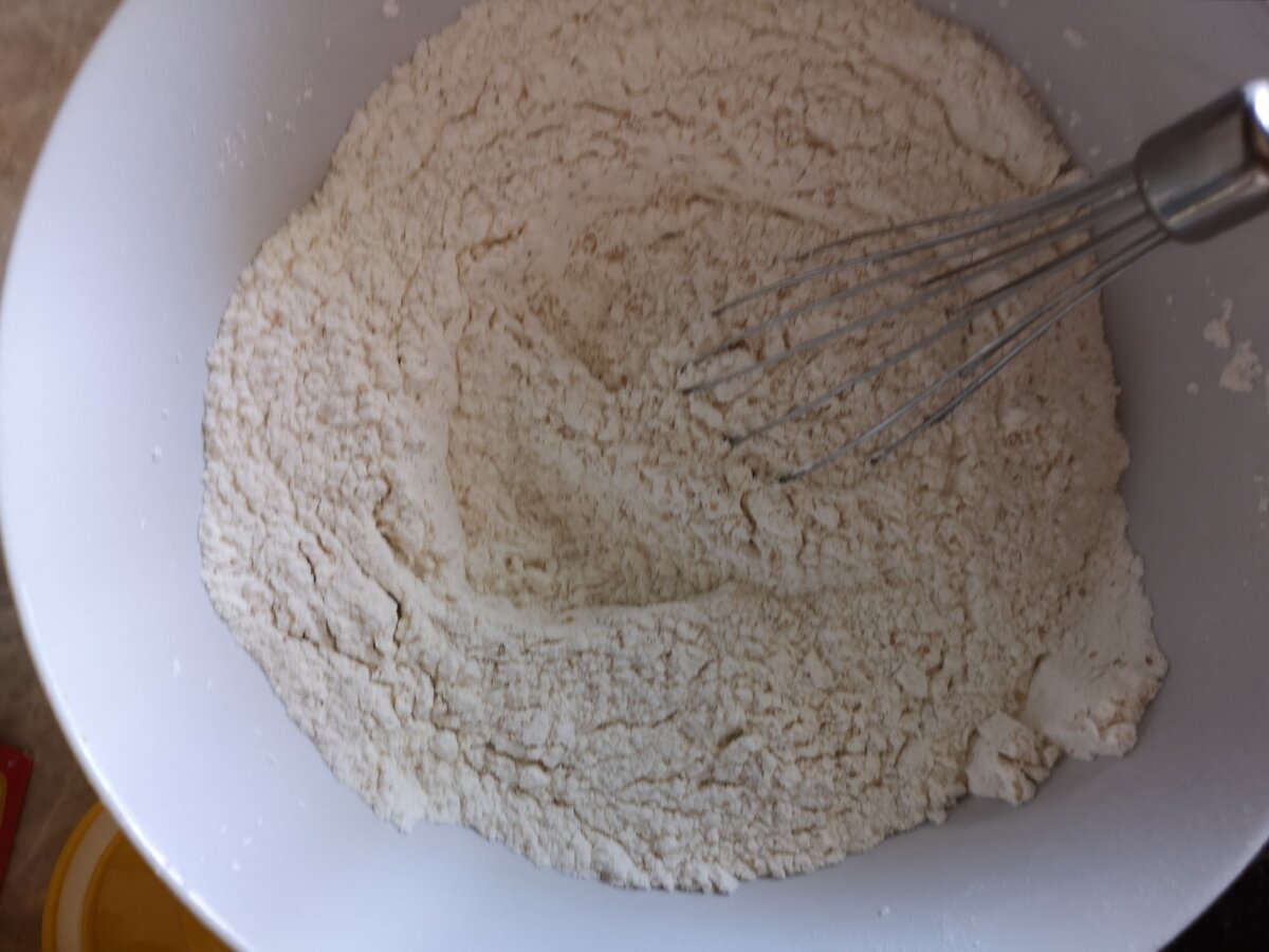 Смешиваем все сухие составляющие