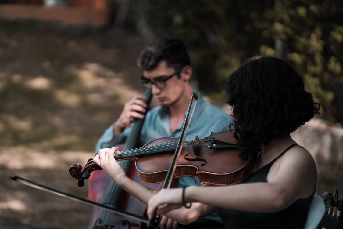 Музыка рядом. Музыканты в движении. Мая скрипка. Four Czech Violinists. Copyright Music
