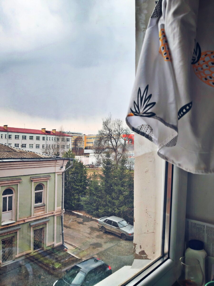 А это — вид из моего окна