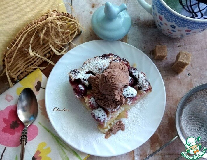 Скажу сразу, что на сайте есть рецепты клафути. Я вам предложу рецепт, который я делаю очень давно и в нём есть свои нюансы. Делаю клафути исключительно в сезон вишни и делаю его только из неё. Клафути - французский десерт, что-то среднее между запеканкой, фланом и сладким омлетом с начинкой.