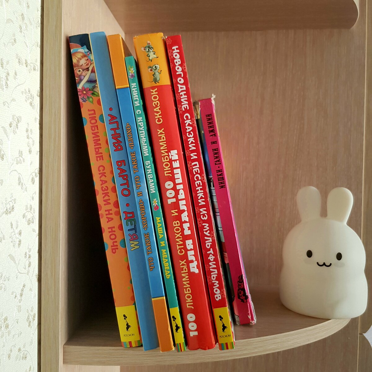 Книг в доме ооочень много