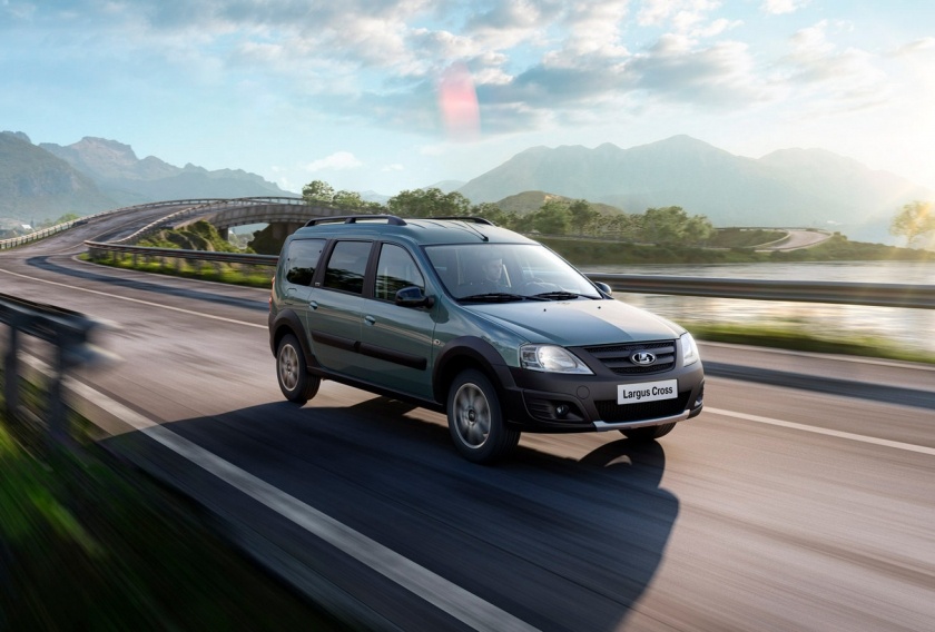 LADA Largus Cross Quest.