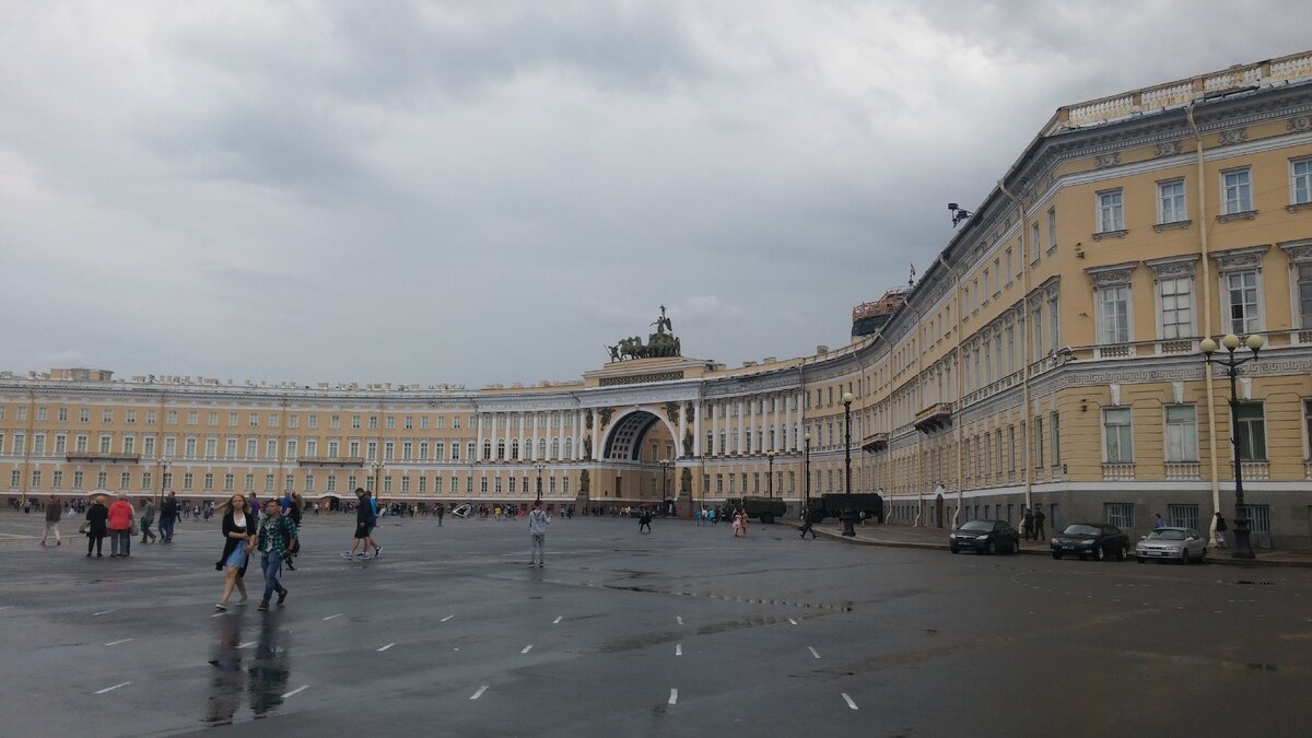 Дворцовая площадь