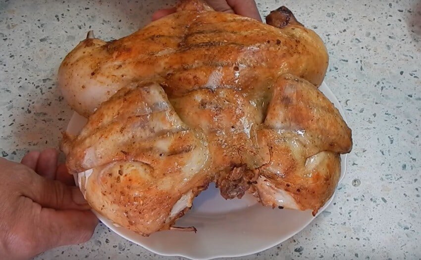 Сочная курочка, приготовленная в аэрогриле (подходящее фото из сети)