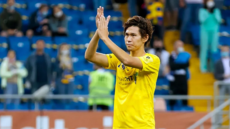 Автор победного гола К.Хашимото. Фото из интернета. 