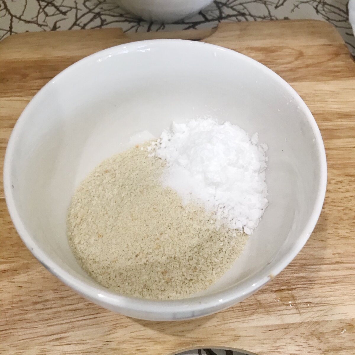 Крахмал, сухари, соль.