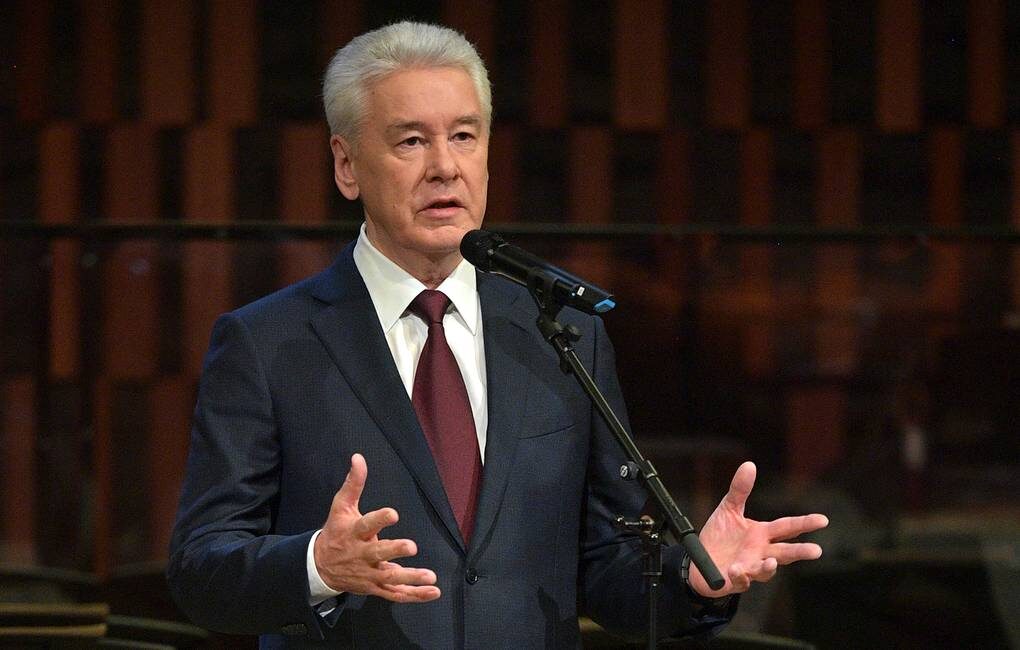 Мэр города отметил, что в регионах продолжается первая волна заболевания