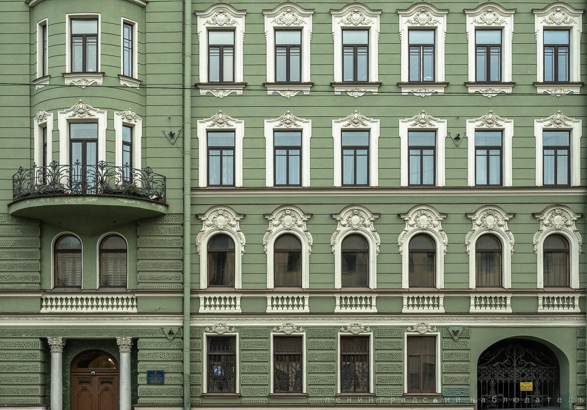 Каменноостровский проспект (9). Площадь Льва Толстого