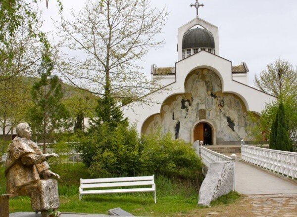 Муж мне другое фото сделал, а это из интернета взяла.       