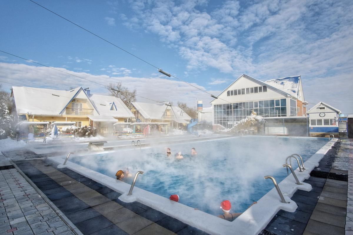 Жень шень база отдыха мостовской. Станица ярославская термальные источники. Кремниевые термы в станице ярославская. Краснодарский край мостовская термальные источники аквавита. Жень шень база отдыха мостовской.