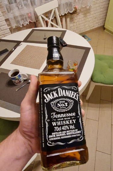 Фото сделано на НГ 2021 в день когда я заболел ковидом.