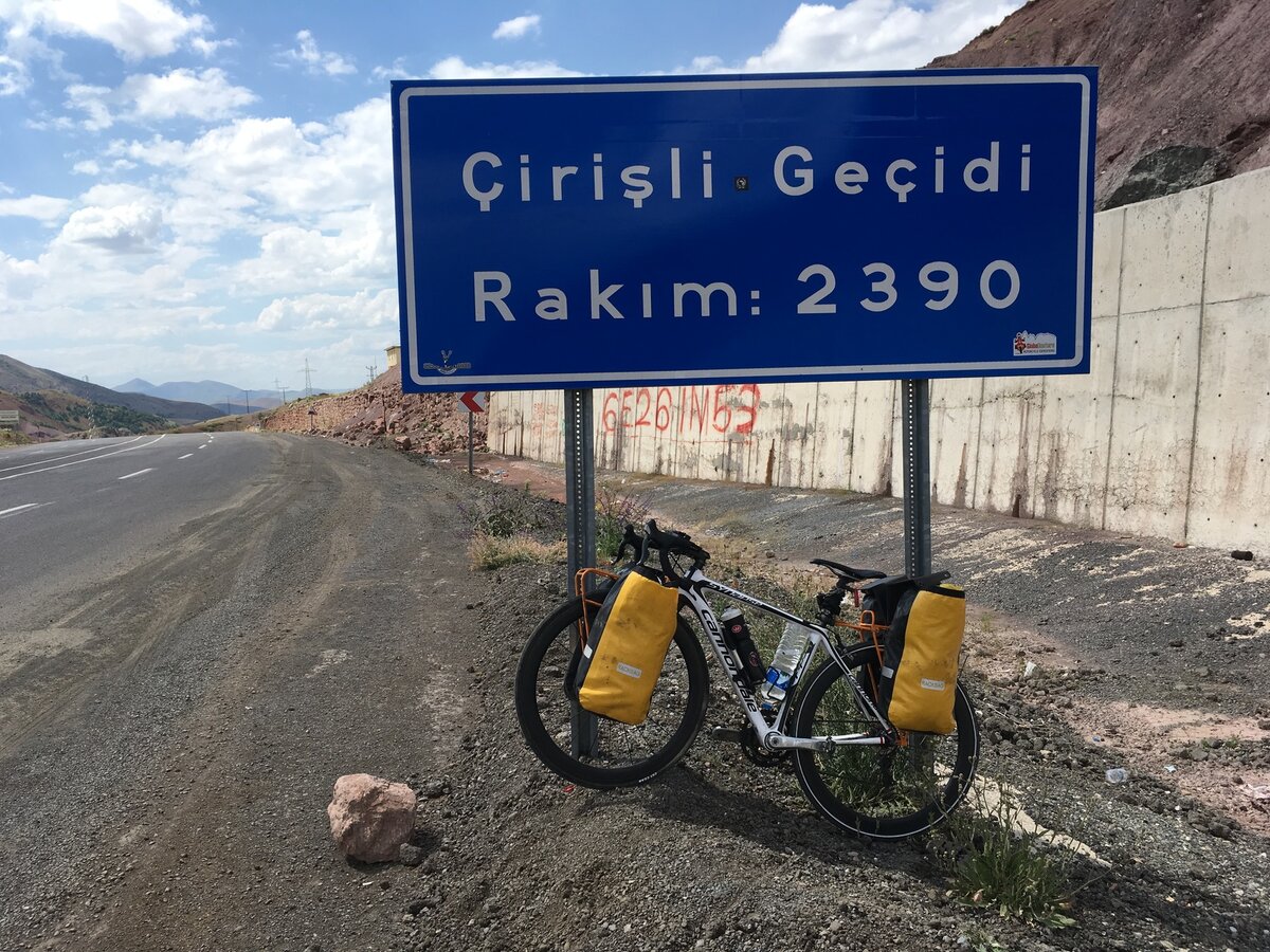 Мой шоссер.