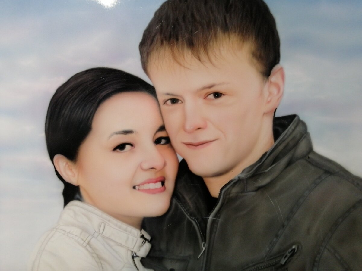 Денис Бунеев. "Автопортрет с женой".