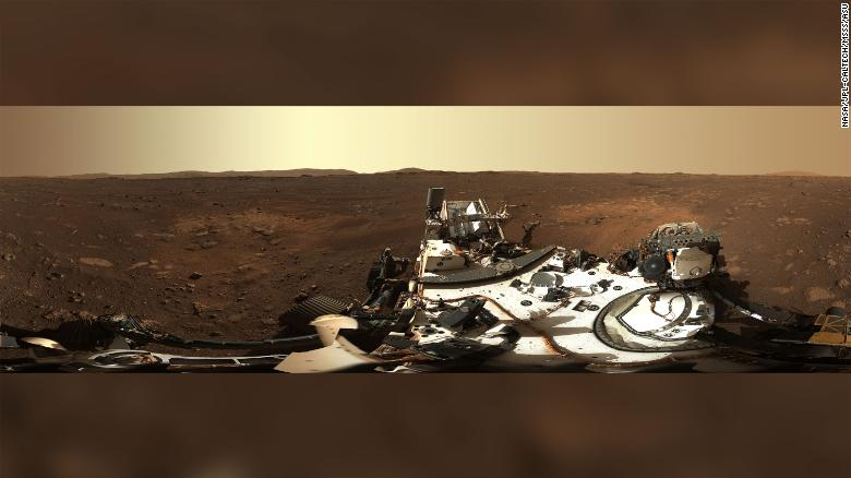 Новое изображение Марса с места посадки марсохода показывает красную планету в высоком разрешении