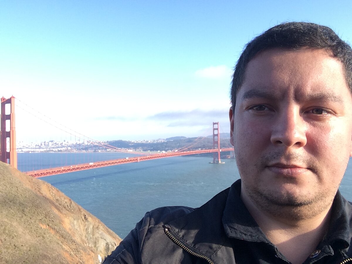 Из личного архива. Ну как без селфи с такой достопримечательностью? Листайте дальше.