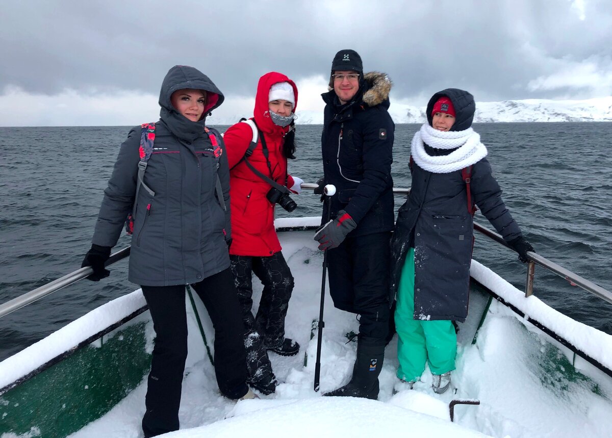 Катя, Полина, Клей и я