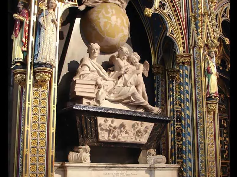 Усыпальница Исаака Ньютона