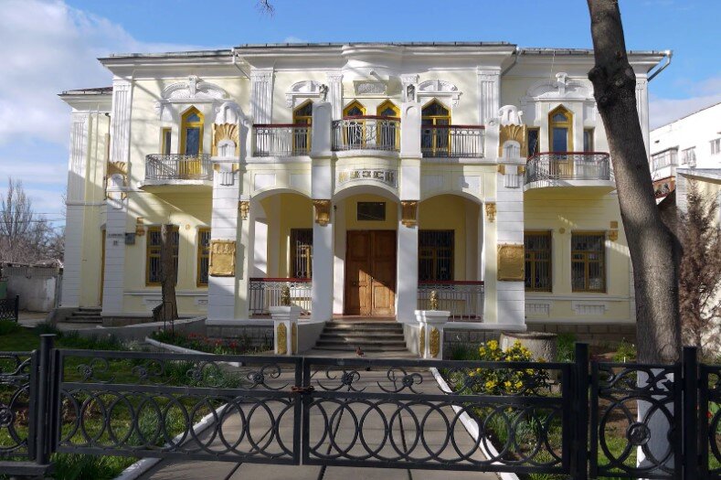 Алуштинский историко-краеведческий музей