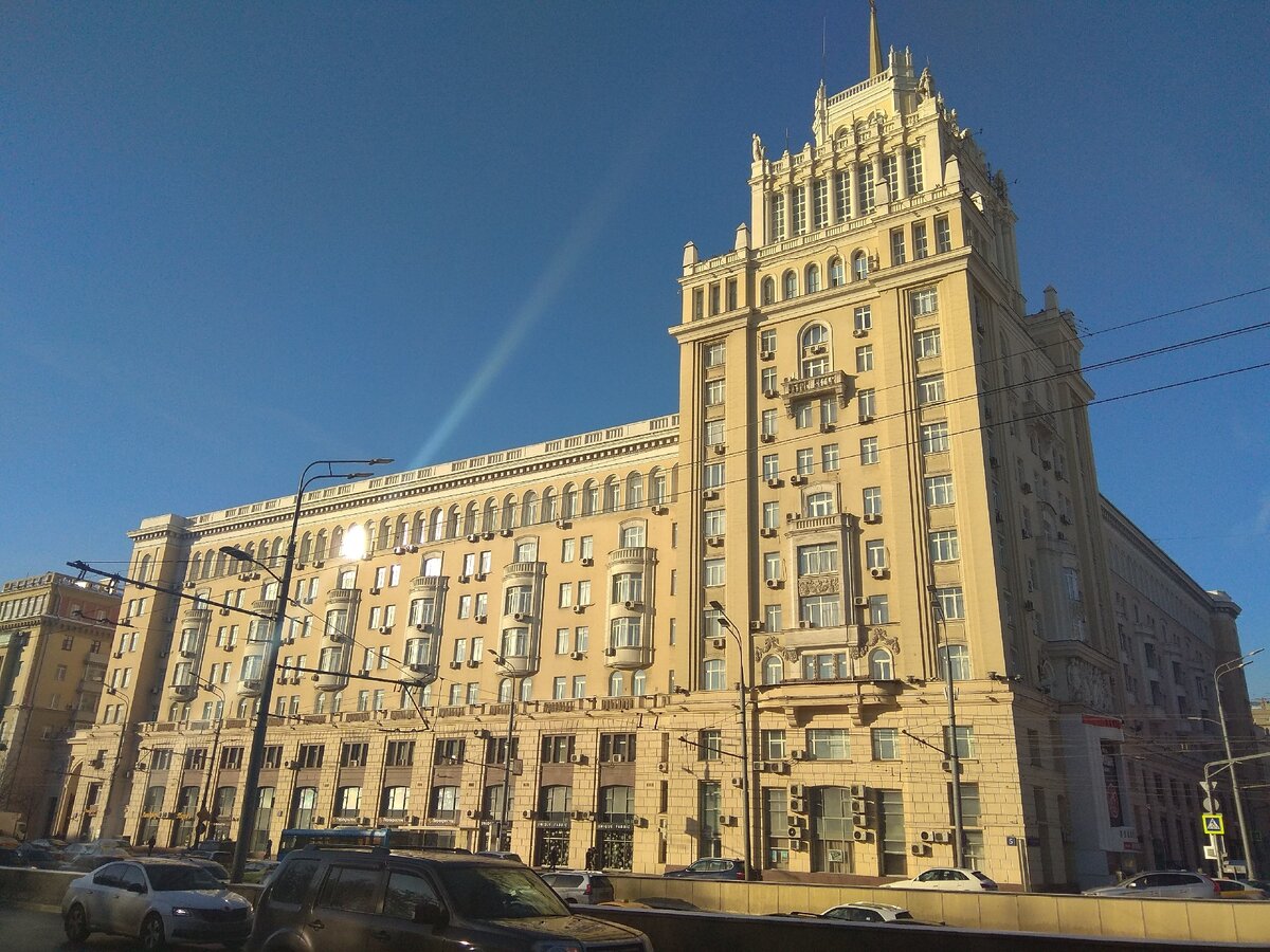 Гостиница Пекин на Маяковской