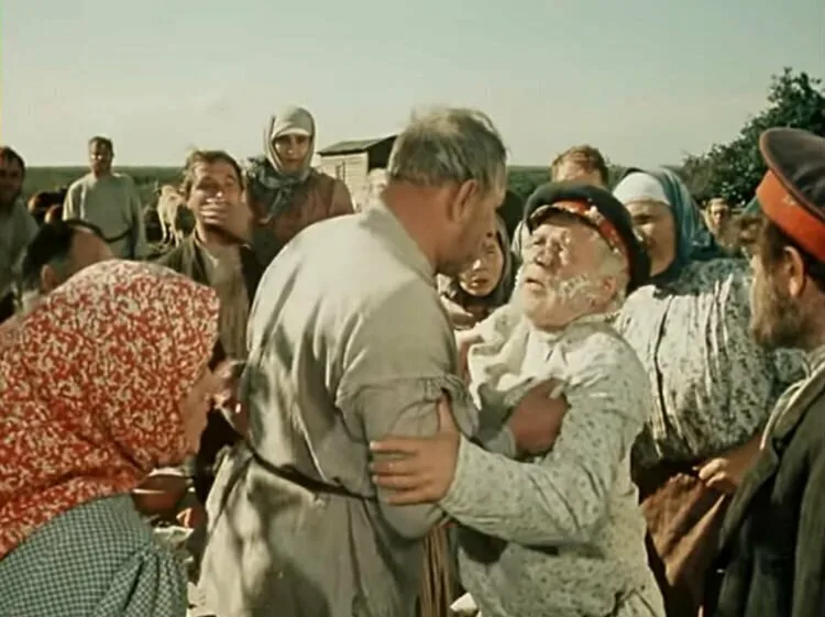 фото из кинофильма "Поднятая целина".