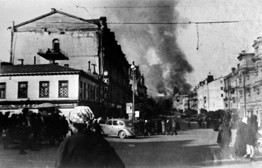 Киев в огне, июль 1941 года. Б. Коробейников / РИА Новости