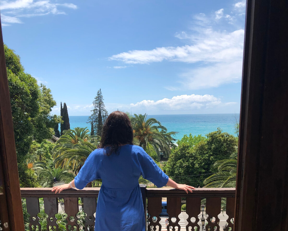 Ресторан Гагрипш. Только представьте кофе с таким видом.