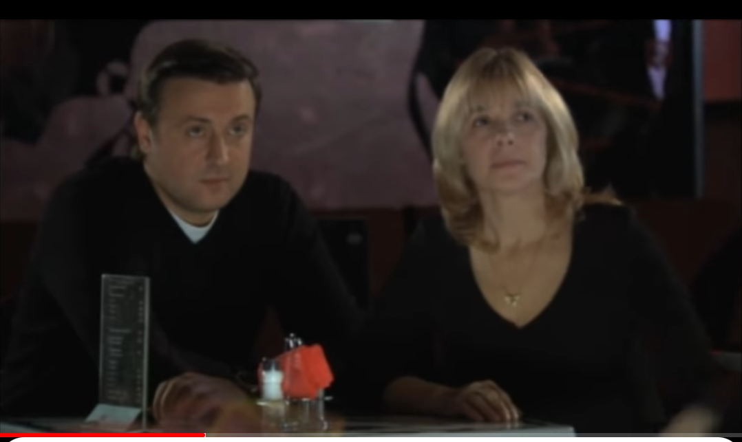 Кадры из фильма "Женщина желает знать"