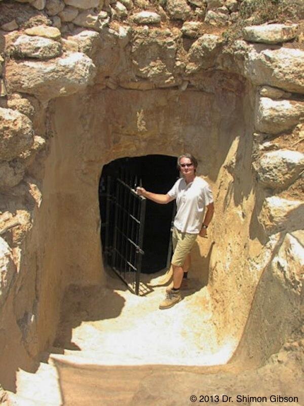 Источник: https://www.facebook.com/shimongibson/