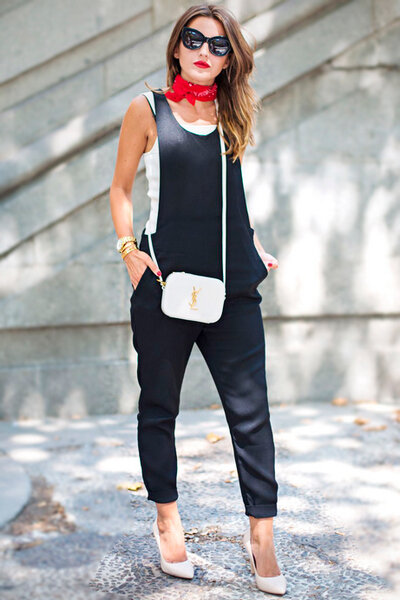 Галерея: в монохромный образ добавим яркий акцент, Фото из Pinterest,