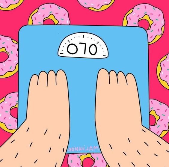 Мы и без весов знаем, что наш вес будет колебаться при переедании.