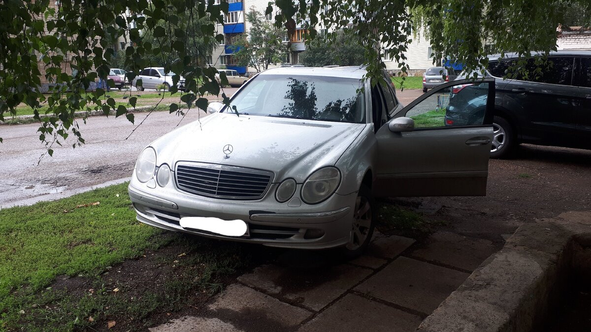 Mercedes - Benz E320 CDI (W211)