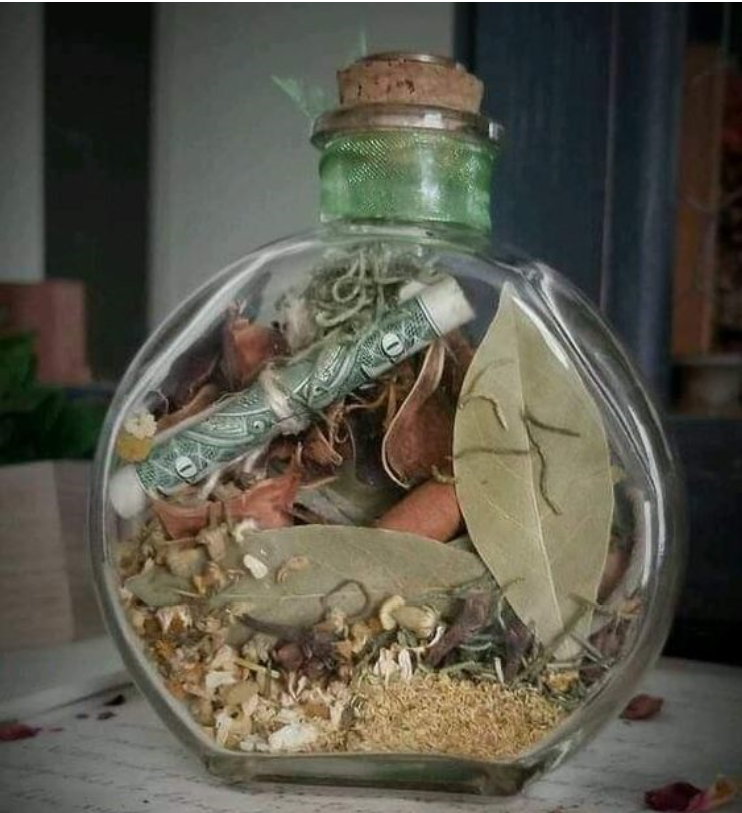 Ведьмина бутылка на деньги и благосостояние | VK