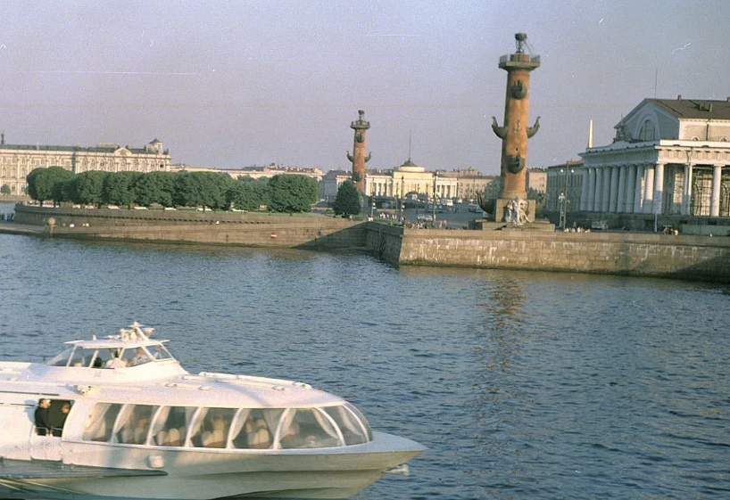 Много интересного происходило на Ваське в 70-е.