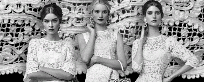 Белые платья с вышивкой на сетке из коллекции Dolce&Gabbana осень-зима 2014-2015г