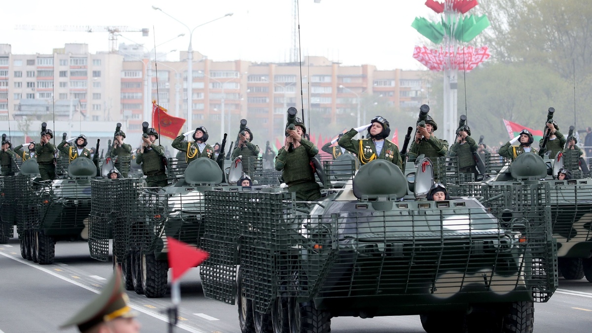 Военный парад в Минске 9 мая 2020 года. Фото: https://cont.ws/@narzur/1667730