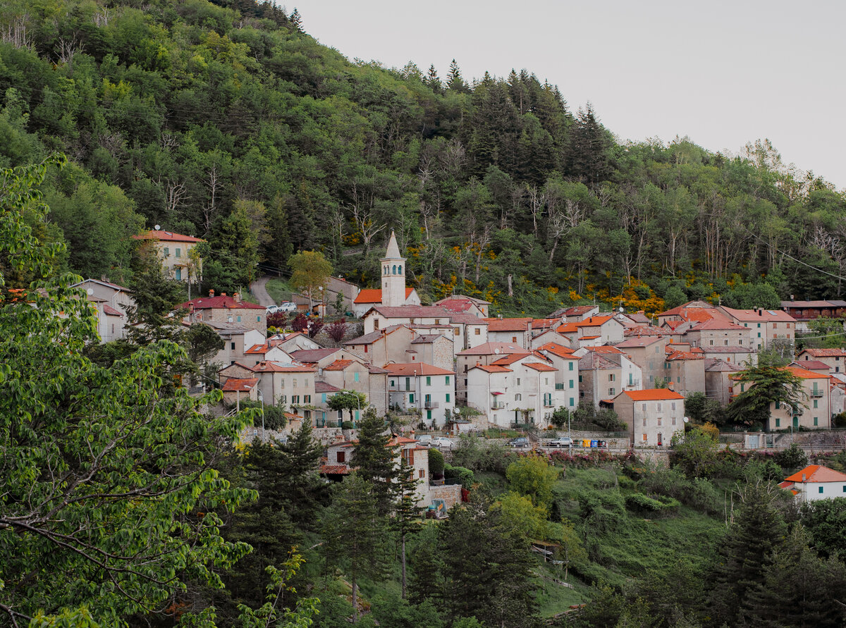 Вот такие виды окружали нас на пути к нашему удивительному дому