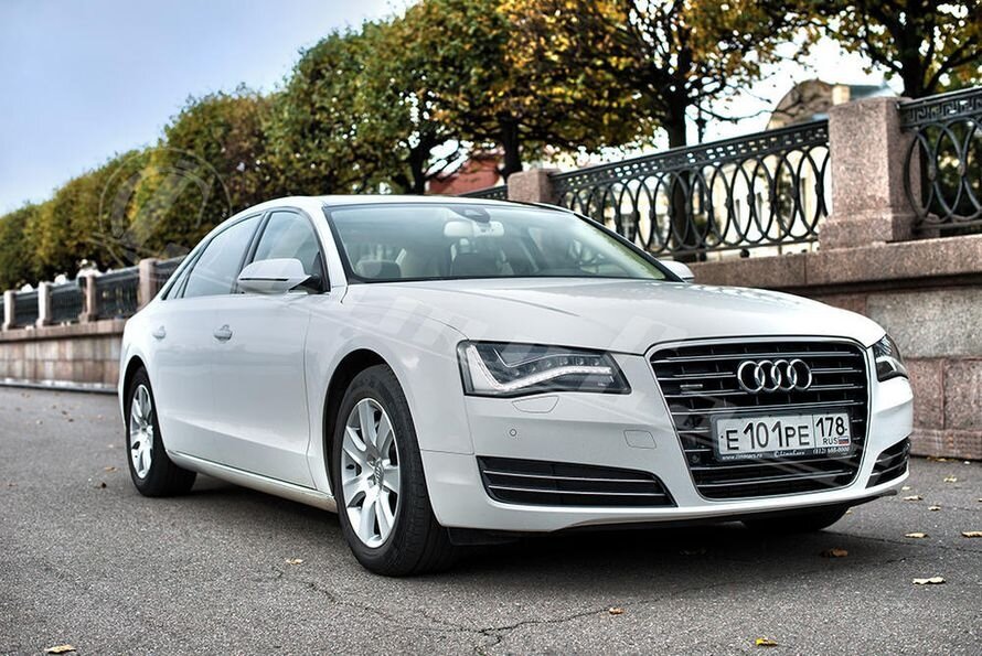 Audi A8