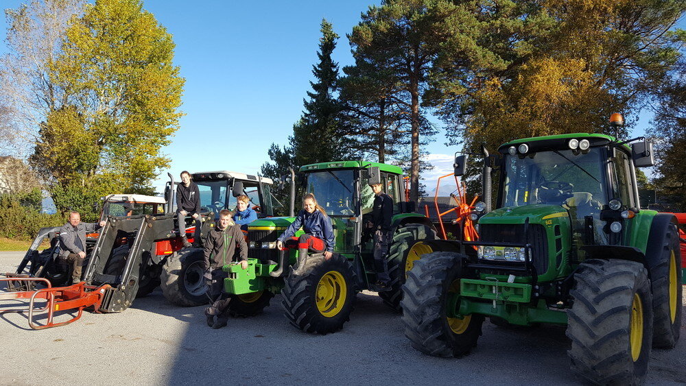 Ученики видерегоенде. Фото из интернета.