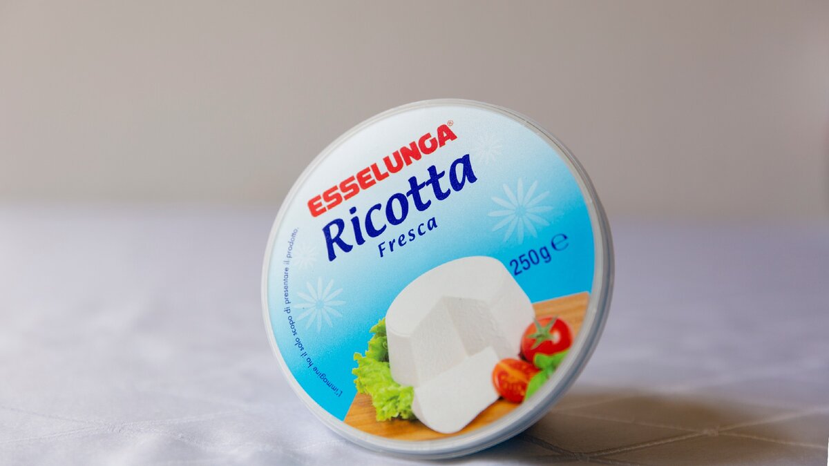 Самый дешевый творог, купила по акции за 40 центов как раз для таких случаев