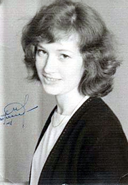 Алла Пугачева. источник Яндекс картинки